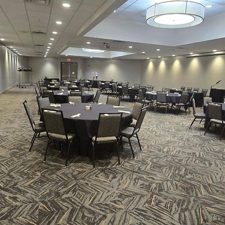 Holiday Inn - Bloomington - Normal By Ihg Экстерьер фото