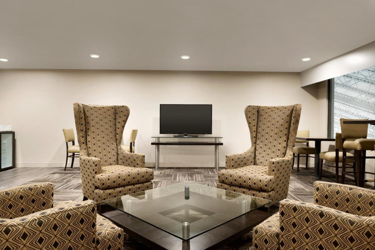 Holiday Inn - Bloomington - Normal By Ihg Экстерьер фото